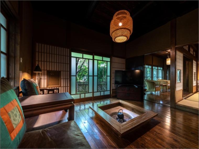 Готель Nihon-No-Ashitaba Юфу Екстер'єр фото