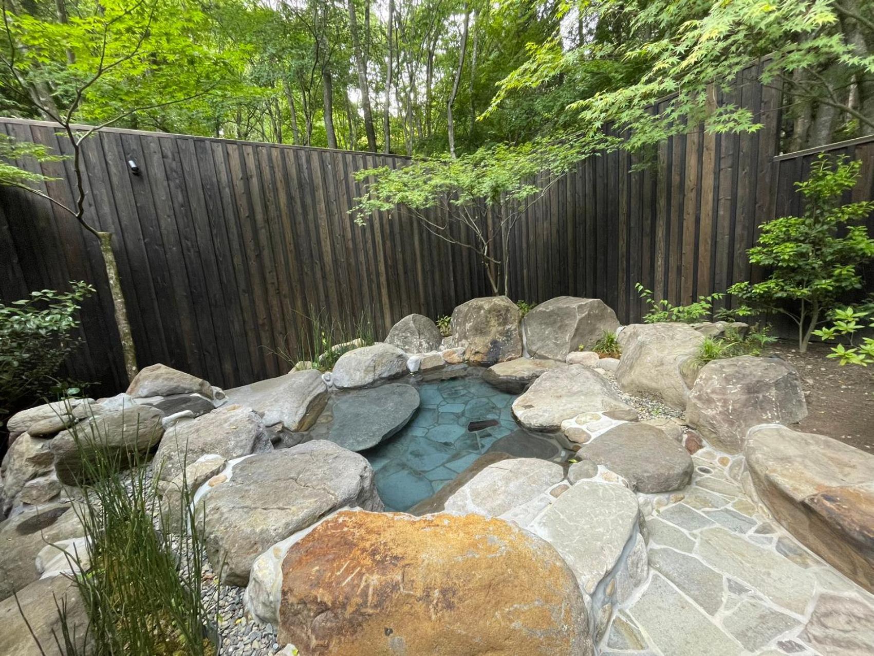 Готель Nihon-No-Ashitaba Юфу Екстер'єр фото